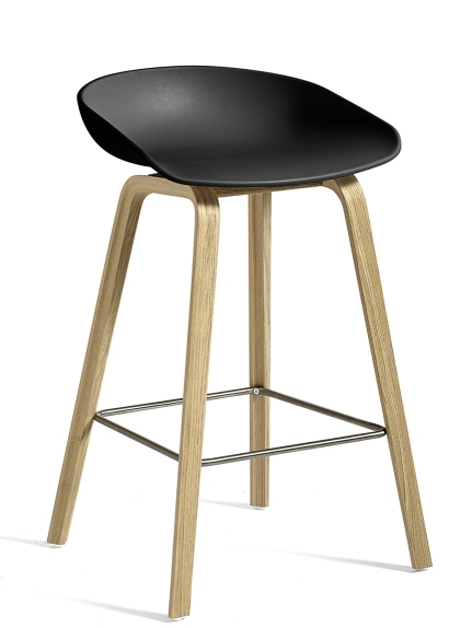 About a Stool AAS32 / AAS 32 Barhocker Niedrig Hay Black - wasserbasierter Lack