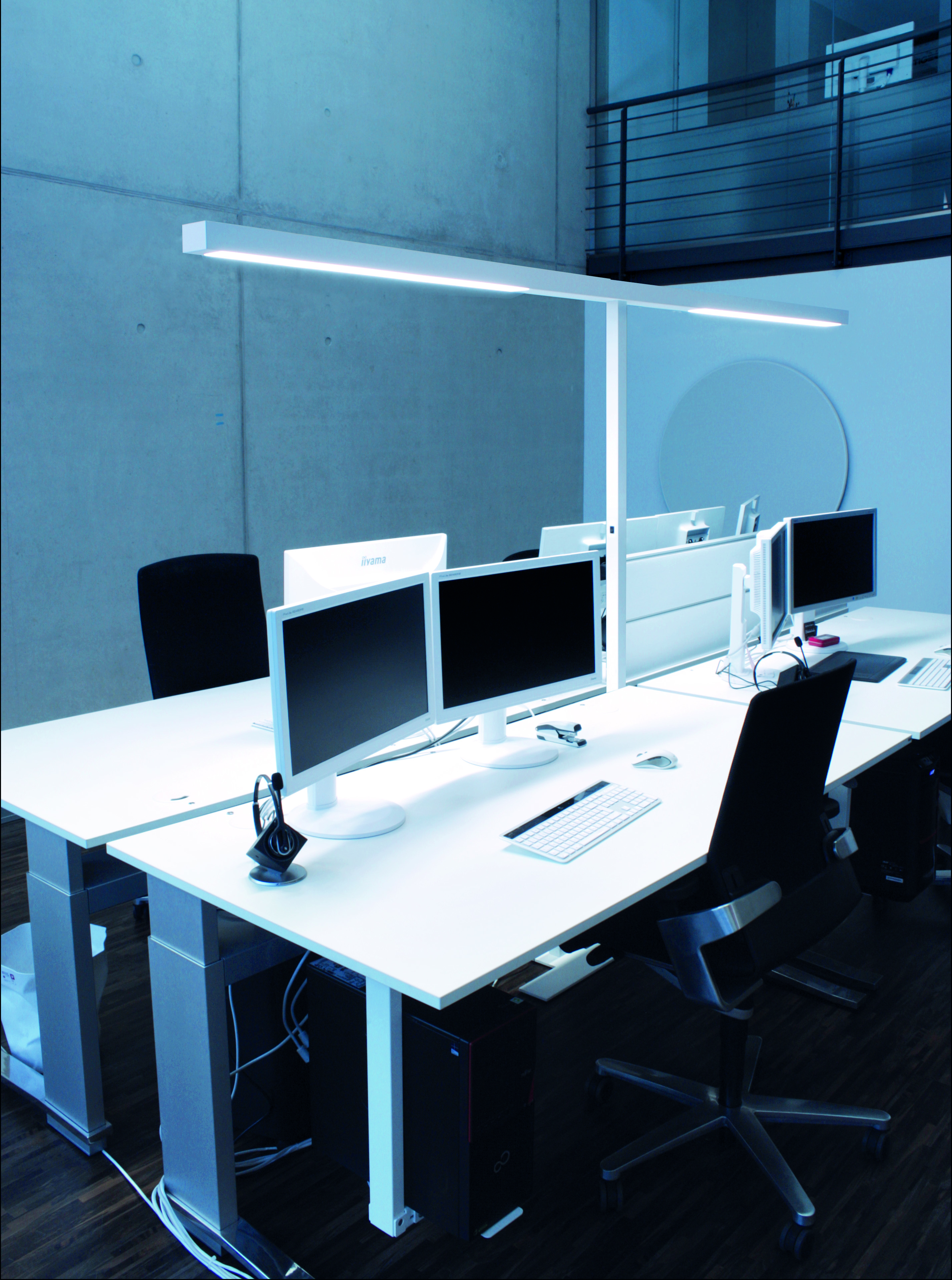 Lightnet Matric S 2 Stehleuchte 