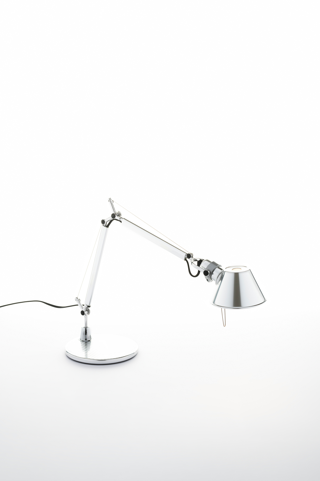 Tolomeo Micro Tischleuchte BODY MIT FUß hochglanzpoliert Artemide