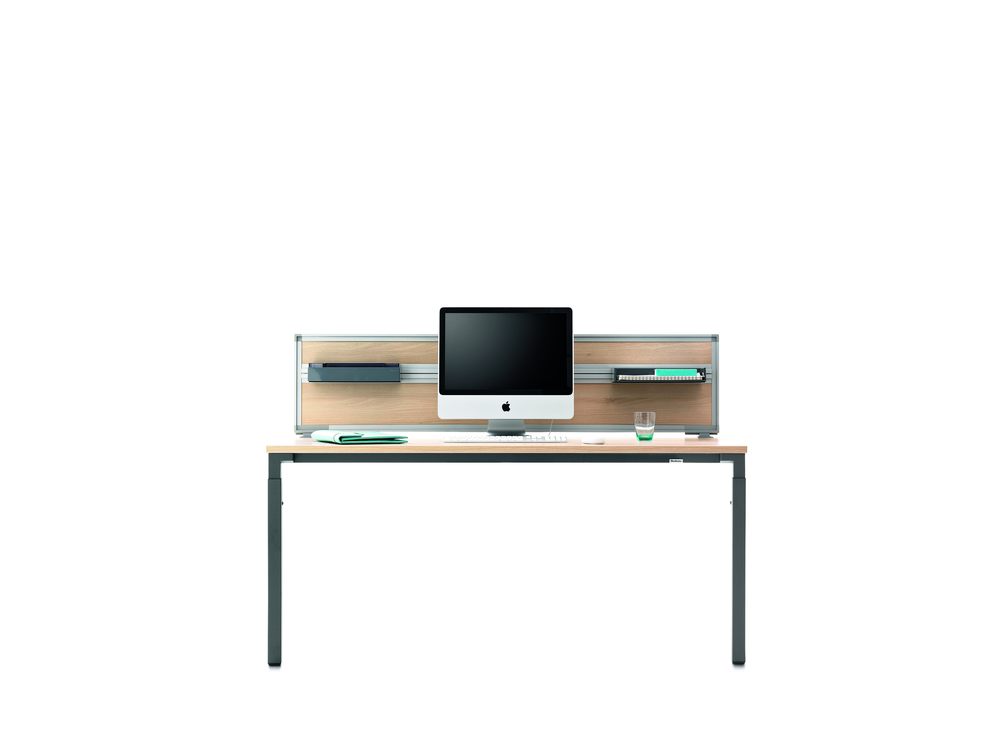 Kalidro Schreibtisch höhenverstellbar 68 - 76 cm hoch von Steelcase