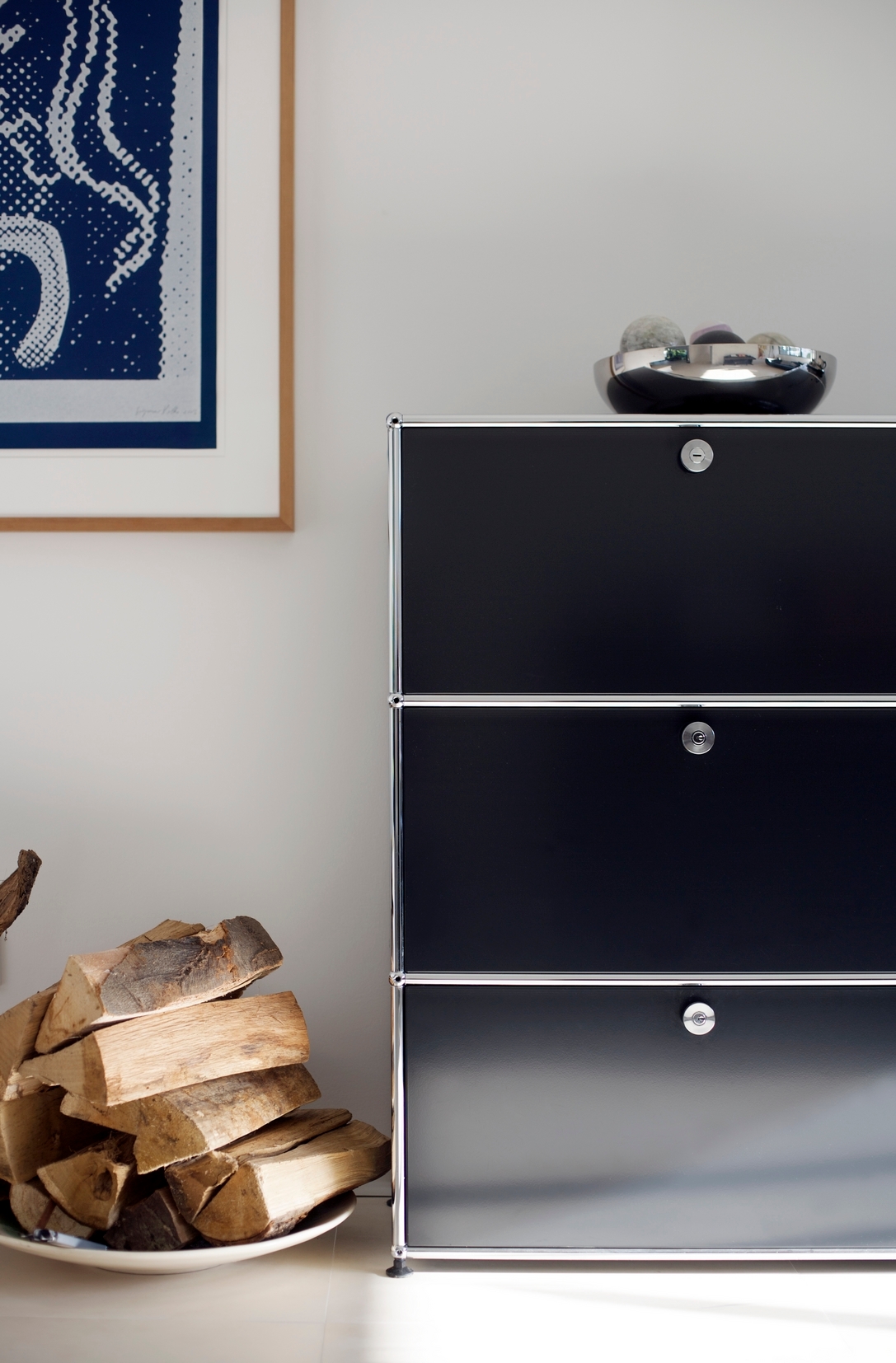 USM Haller Highboard mit 3 Klappen – QUICK SHIP