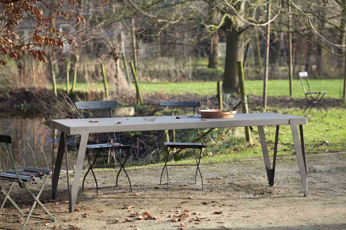 Lloyd Outdoor Table Tisch Functionals