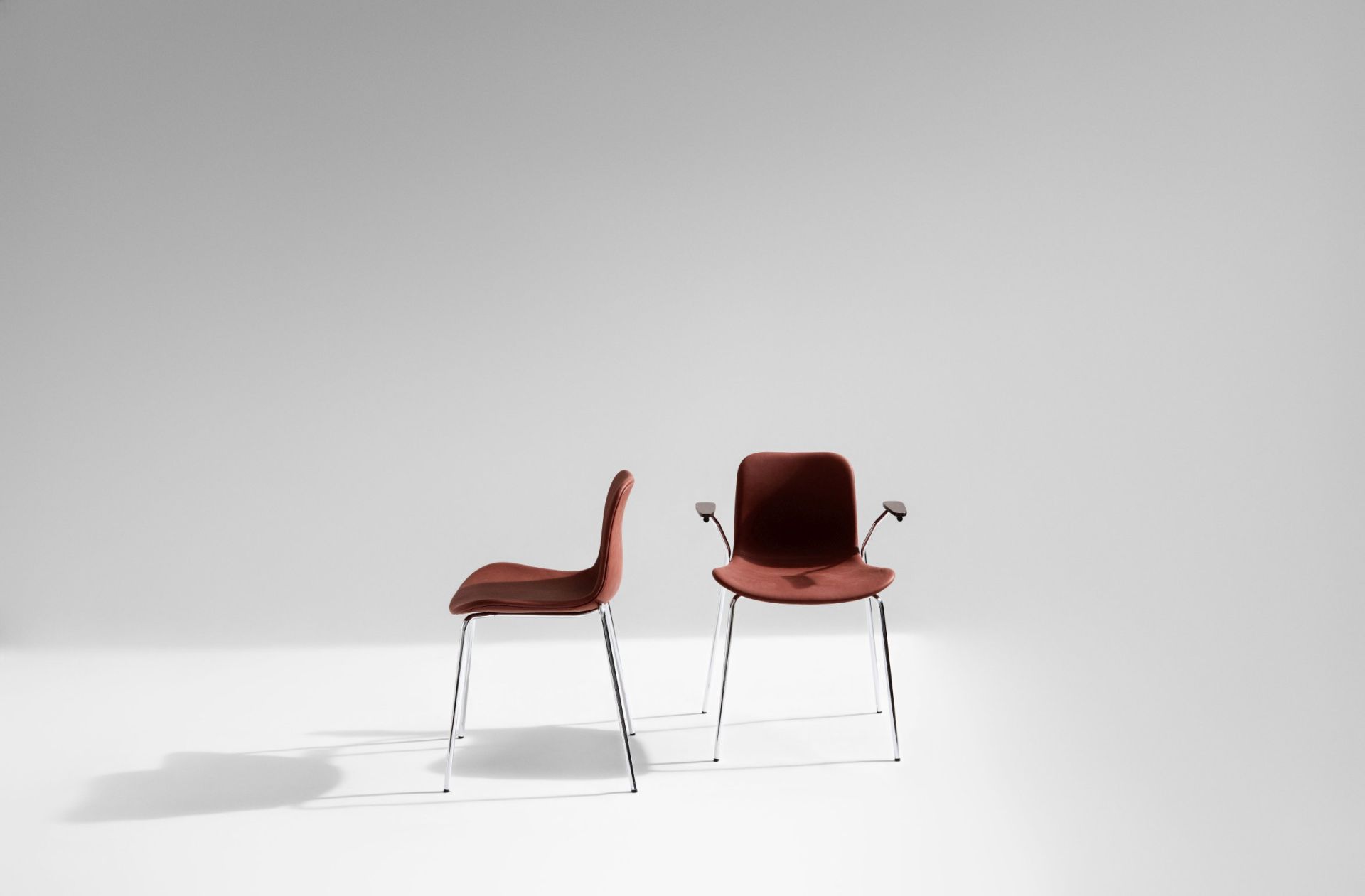 Langue Stack Armchair Armlehnenstuhl Vollgepolstert NORR11